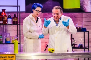 Wissenschaft verständlich und spektakulär aufbereiten ist meine Aufgabe. Das Ziel: Wissenschaft begreifbar machen